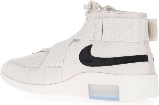 Nike Sneakers met gekruiste bandjes Wit