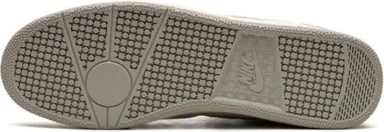 Nike "Social Status Mac Attack Silver Linings sneakers" Beige