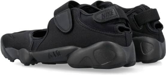 Nike Sneakers met logo Zwart