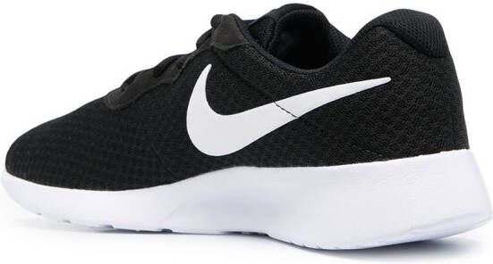 Nike Tanjun low-top sneakers Zwart