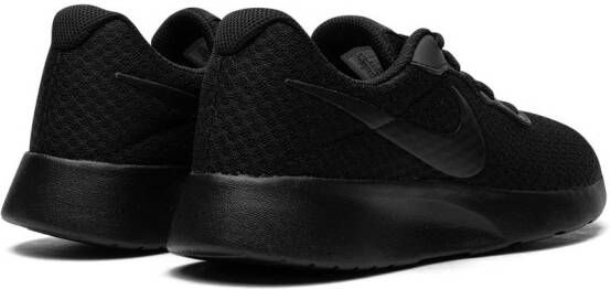 Nike "Tanjun Triple Black kleurenpalet" Zwart