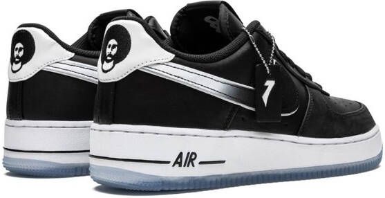 Nike x Colin Kaepernick Air Force 1 '07 QS sneakers Zwart