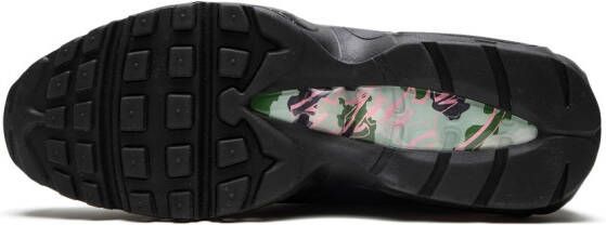 Nike "x Corteiz Air Max 95 Pink Beam sneakers" Zwart