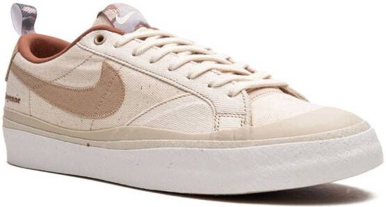 Nike x Doyenne Skateboards SB Blazer Low sneakers Beige