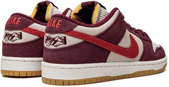 Nike x Skate Like a Girl Dunk low-top sneakers Rood