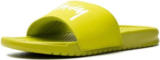 Nike x Stüssy Benassi slippers Groen