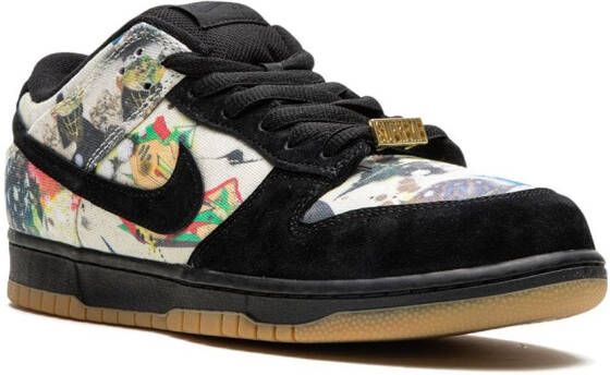 Nike "x Supreme SB Dunk Low Rammellzee sneakers" Zwart