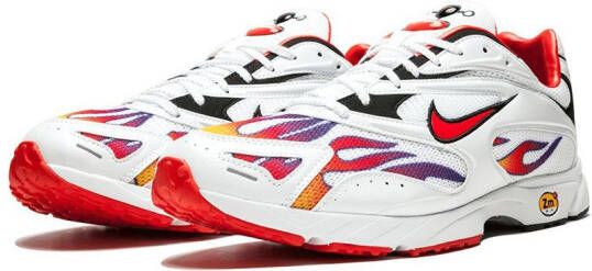 Nike x Supreme ZM STRK Spectrum PLS sneakers Wit