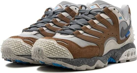 Nike x UNDEFEATED Air Terra Humara "Archaeo Brown" sneakers Wit