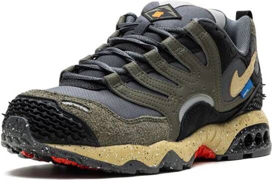 Nike x Undefeated Air Terra Humara "Cargo Khaki" sneakers Bruin