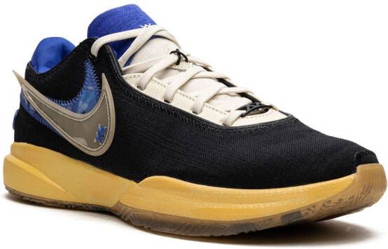 Nike x Uninterrupted LeBron 20 sneakers Zwart