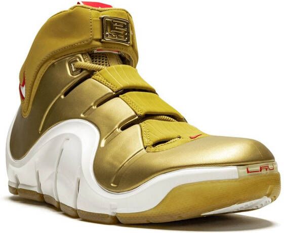 Nike Zoom Lebron 4 sneakers Goud