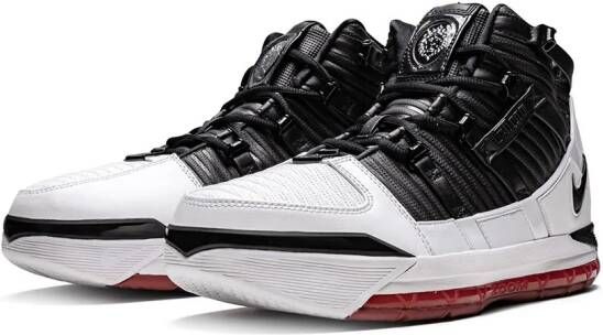 Nike Zoom Lebron III QS sneakers Zwart