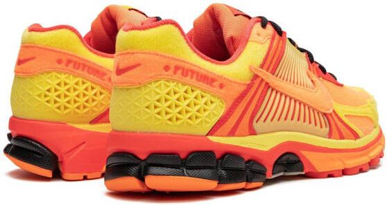 Nike "Zoom Vomero 5 Doernbecher 2023 sneakers" Oranje