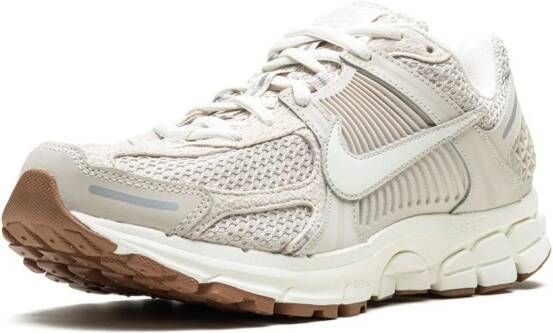 Nike Zoom Vomero 5 sneakers Beige