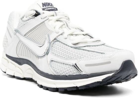 Nike Zoom Vomero 5 low-top sneakers Grijs