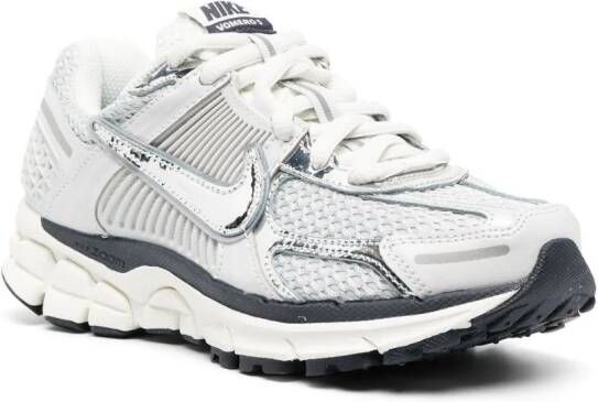 Nike Zoom Vomero 5 low-top sneakers Zilver