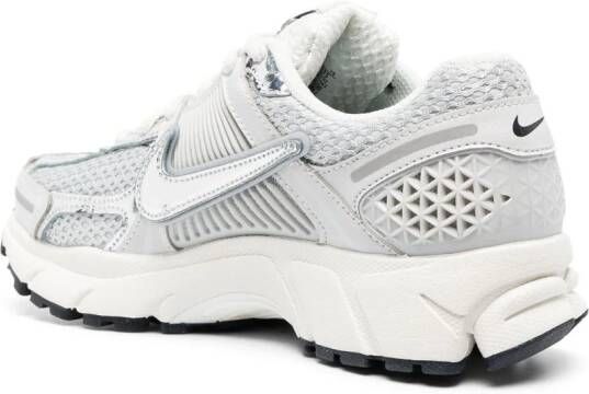 Nike Zoom Vomero 5 low-top sneakers Zilver