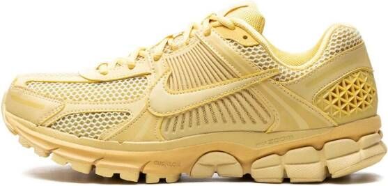 Nike Zoom Vomero 5 "Saturn Gold" sneakers Geel