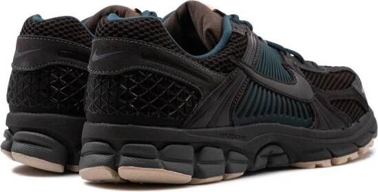 Nike Zoom Vomero 5 "Velvet Brown and Medium Ash" sneakers Zwart