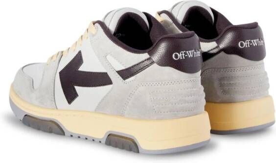 Off-White Out Of Office sneakers met colourblocking Grijs