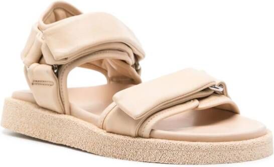 Officine Creative Inner leren sandalen met klittenband Beige