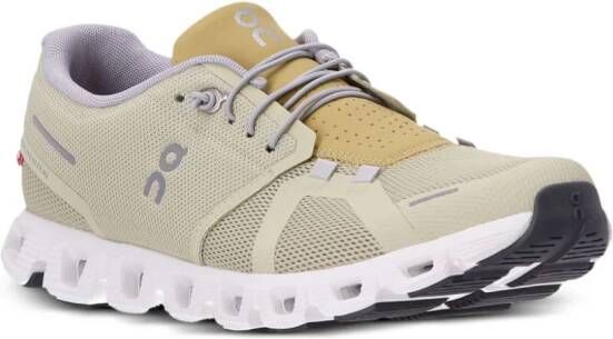 On Running Cloud 5 sneakers met vlakken Beige