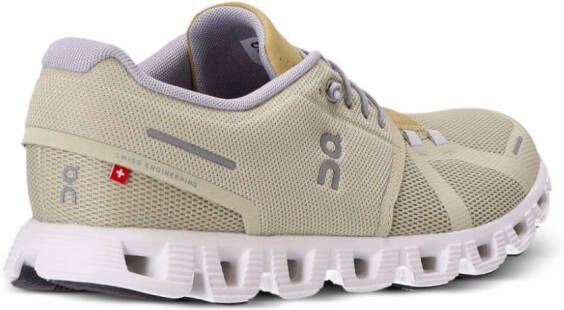 On Running Cloud 5 sneakers met vlakken Beige