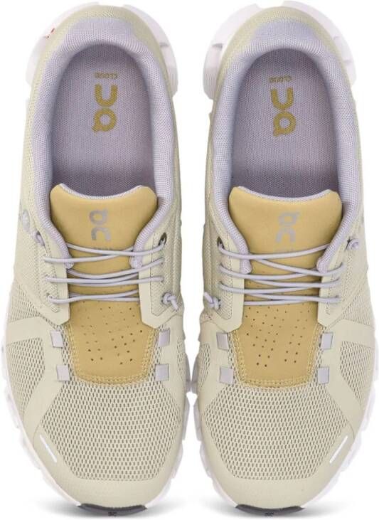 On Running Cloud 5 sneakers met vlakken Beige