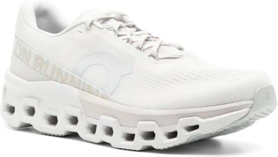 On Running Cloudmonster 2 sneakers met vlakken Beige