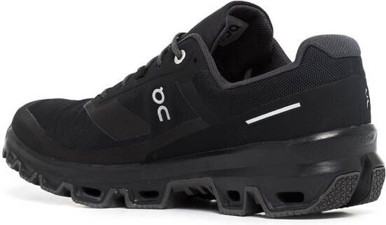 On Running Cloudventure sneakers Zwart