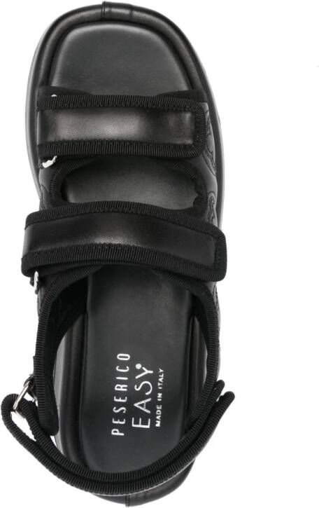 Peserico Gevoerde leren sandalen met logo-reliëf Zwart
