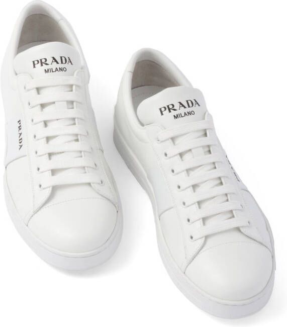 Prada Low-top sneakers Wit