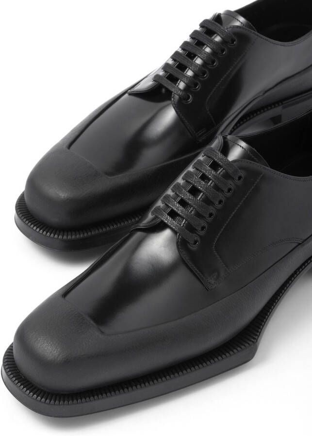 Prada Derby schoenen Zwart