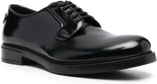 Prada Derby veterschoenen Zwart