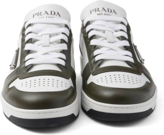 Prada Downtown leren sneakers Wit