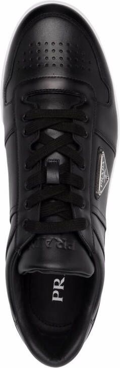 Prada Downtown low-top sneakers Zwart