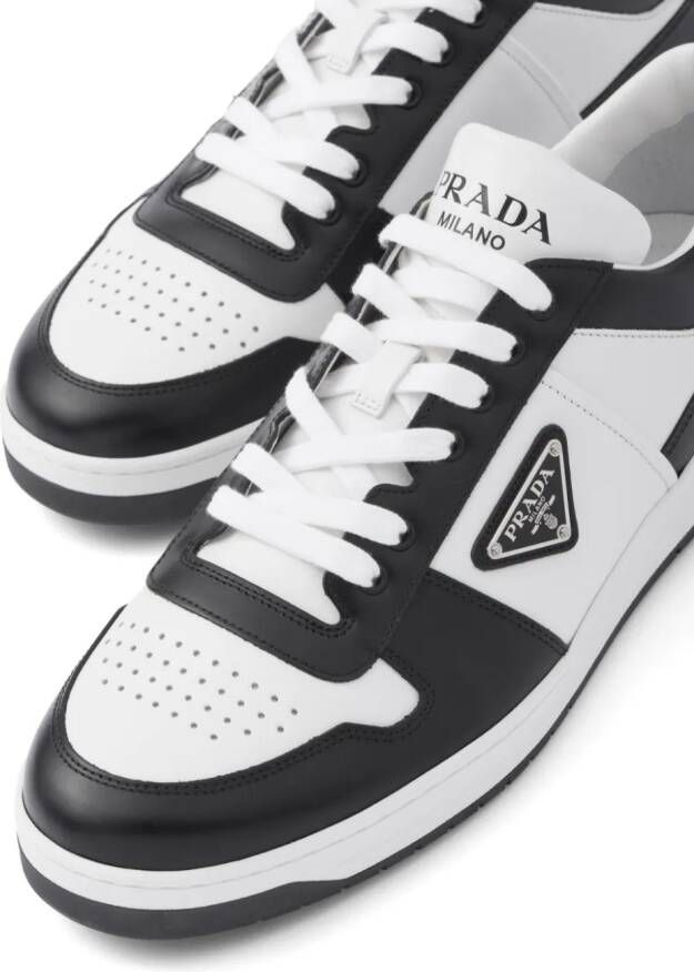 Prada Downtown low-top sneakers Zwart