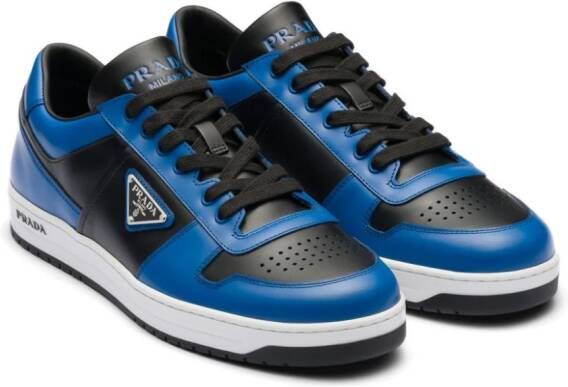 Prada Downtown sneakers met logo Zwart