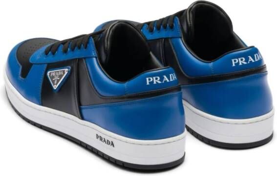 Prada Downtown sneakers met logo Zwart