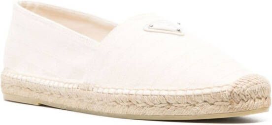 Prada Espadrilles met logo Beige