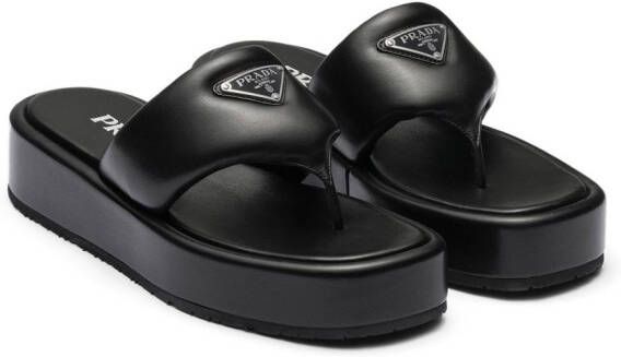 Prada Gewatteerde sandalen Zwart