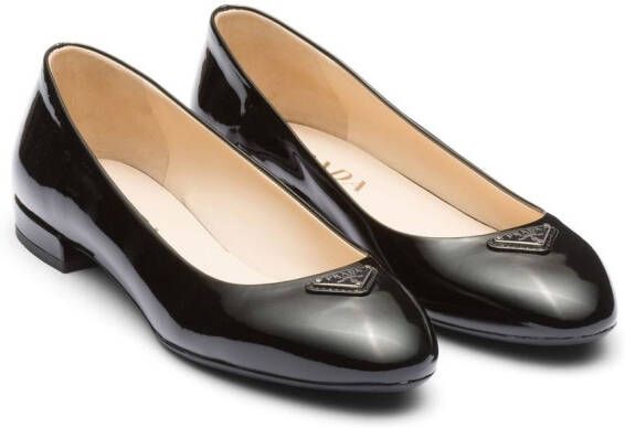 Prada Lakleren pumps Zwart