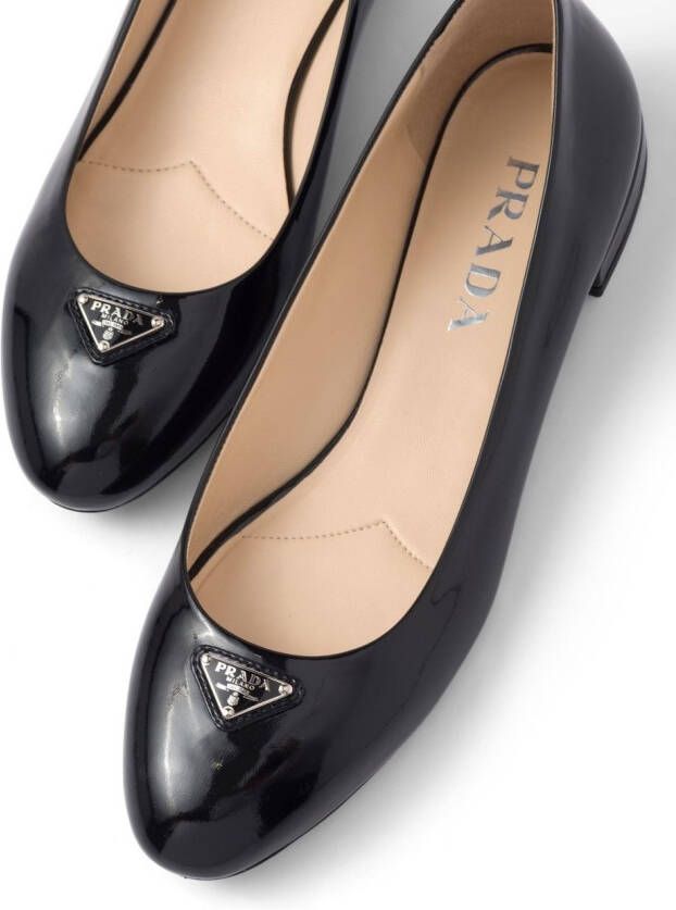 Prada Lakleren pumps Zwart