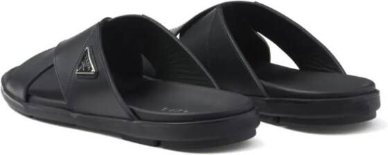 Prada Leren sandalen met logo Zwart