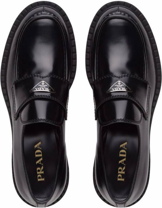 Prada Chocolate loafers van geborsteld leer Zwart