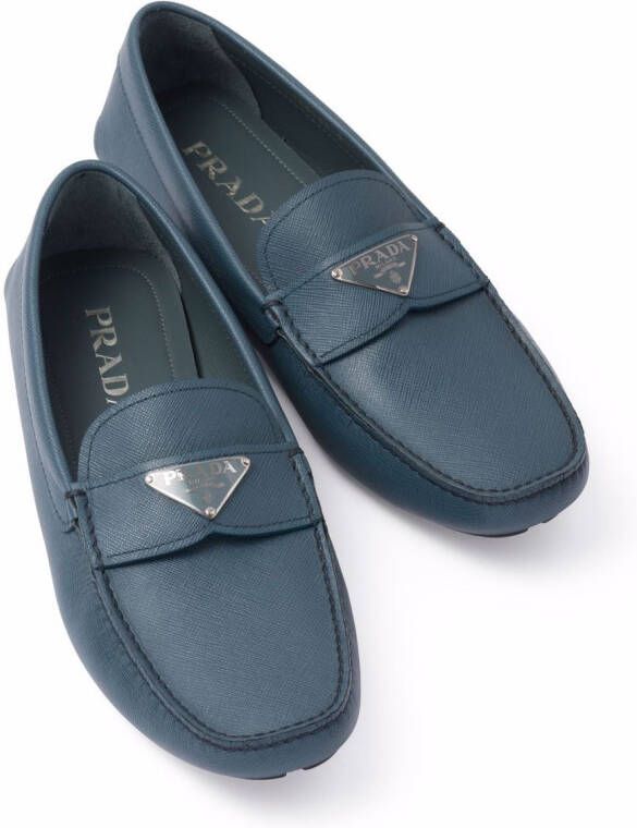Prada Loafers met triangel logo Blauw