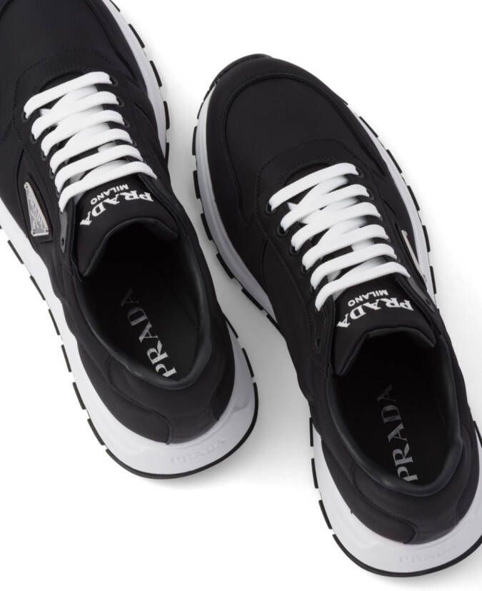 Prada Low-top sneakers Zwart