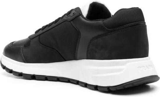 Prada Low-top sneakers Zwart