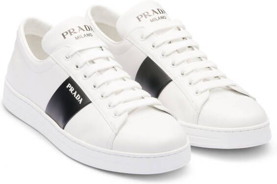 Prada Low-top sneakers Wit